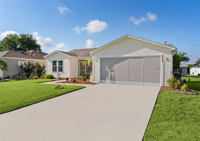 5th image of 8397 Se 177Th Bartram Loop, The Villages, FL 32162 | MLS# G5114587