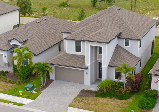 3rd image of 19524 Fishhawk Trl, Venice, FL 34293 | MLS# A4698820