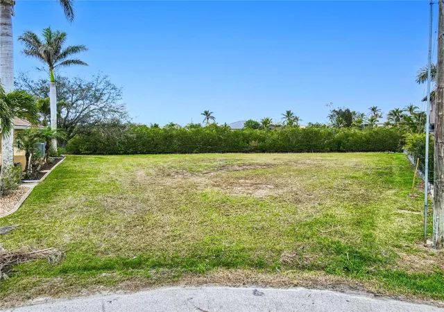 3rd image of 3500 Marsala Ct, Punta Gorda, FL 33950 | MLS# C7527988