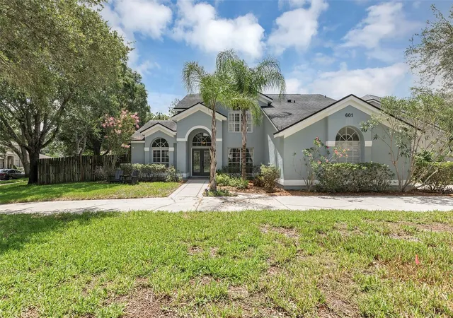 2nd image of 601 Red Maple Ct, Oviedo, FL 32765 | MLS# O6421892