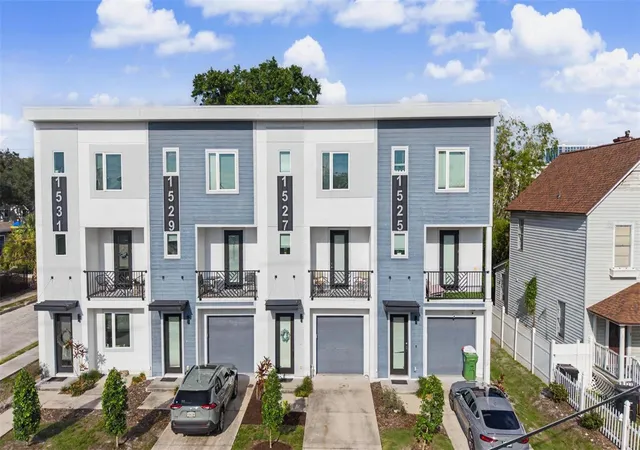 Photo 1 of Townhouse for sale at 1527 N Morgan St, Tampa, FL 33602 | MLS# TB8525433 | Listing updated on 2026-08-13