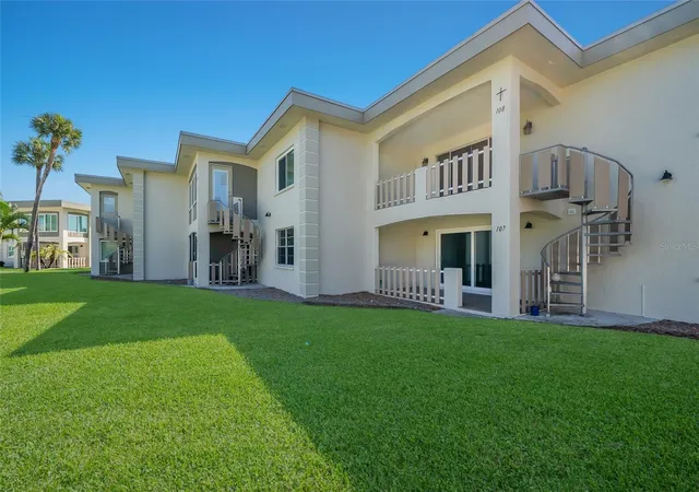 4th image of 6300 Flotilla Dr #107, Holmes Beach, FL 34217 | MLS# A4698829