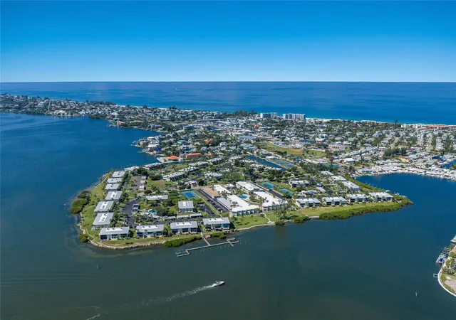 2nd image of 6300 Flotilla Dr, Holmes Beach, FL 34217