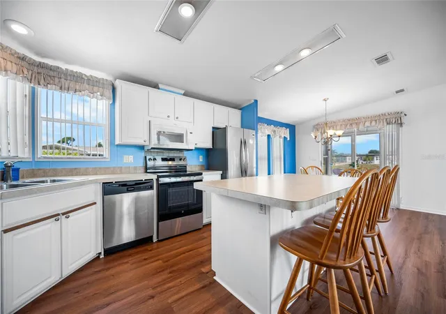 3rd image of 9177 Pinehaven Wy, Englewood, FL 34224 | MLS# D6147969