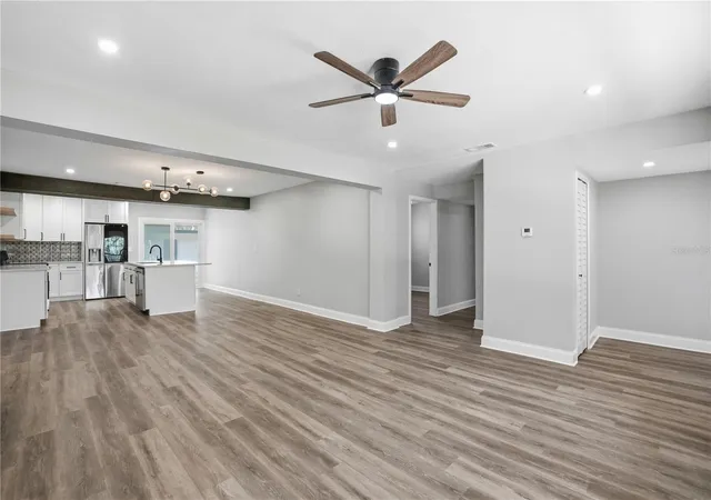 4th image of 707 Aberdeen Cir, Temple Terrace, FL 33617 | MLS# O6421909