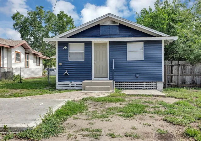 32nd image of 540 W Hancock St, Lakeland, FL 33803 | MLS# O6421926