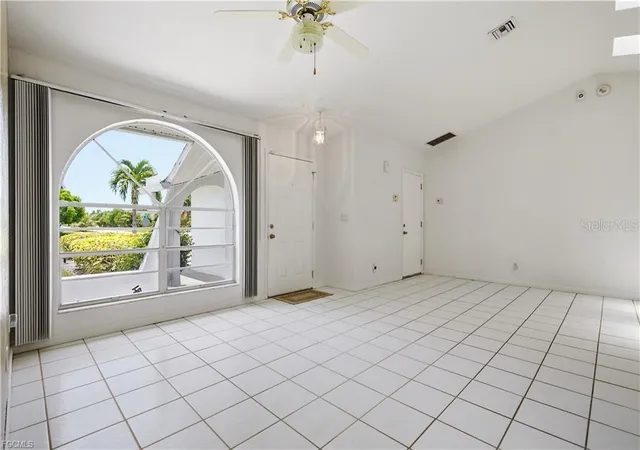 Homes for sale in Cape Coral, FL | 1513 Sw 44Th St, Cape Coral, FL 33914 | MLS# A4698843