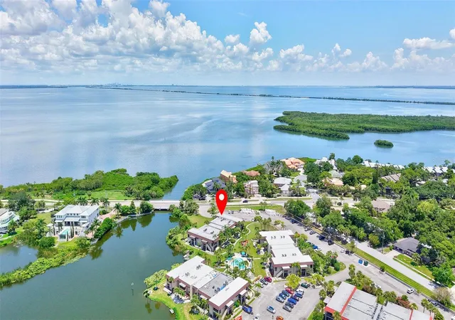 2nd image of 1001 S Bayshore Blvd, SAFETY HARBOR, FL 34695