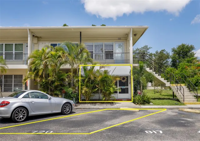 Photo 1 of Condo for sale at 4154 56th Street N #720, Kenneth City, FL 33709 | MLS# A4698845 | Listing updated on 2026-07-17