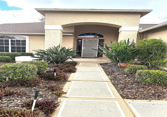 Photo 3 of Single family home for sale at 18702 Bellevista Ct, Hudson, FL 34667 | MLS# TB8525473 | Listing updated on 2026-07-05