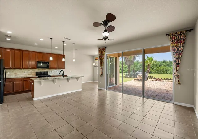 5th image of 2355 Sabastian St, Mount Dora, FL 32757 | MLS# O6421940