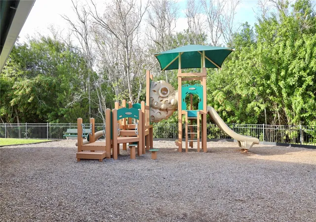 Photo 51 of Townhouse for sale at 170 Clb Villas Ln, Kissimmee, FL 34744 | MLS# S5152939 | Listing updated on 2026-09-08