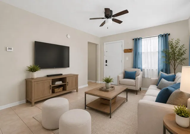 Photo 2 of Single family home for sale at 1946 15th Avenue S, Saint Petersburg, FL | MLS# TB8525474 | Listing updated on 2026-08-13