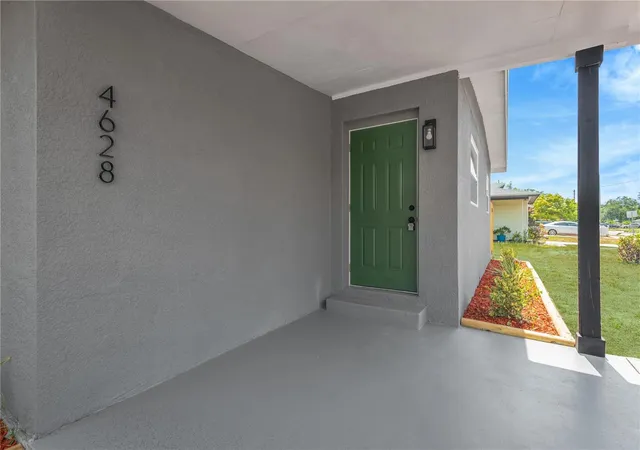 Photo 24 of Single family home for sale at 4628 15th Avenue S, Saint Petersburg, FL 33711 | MLS# W7887307 | Listing updated on 2026-08-29