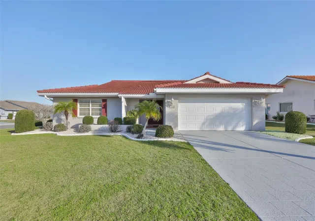 3rd image of 1809 Granville Ln, Sun City Center, FL 33573 | MLS# TB8525488