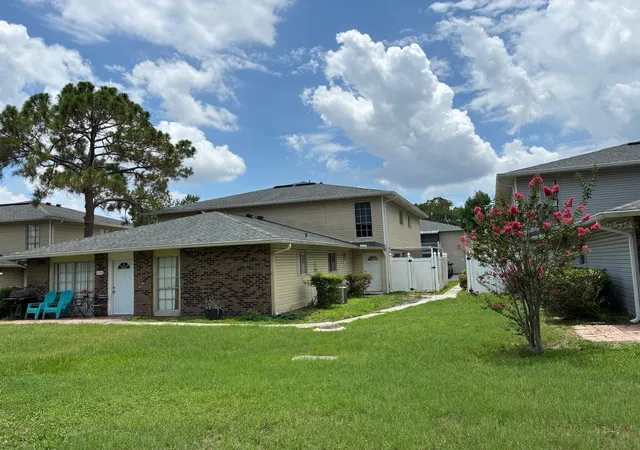 Homes for sale in Orlando, FL | 4361 Shadow Crest Pl #32-3, Orlando, FL 32811 | MLS# O6421957