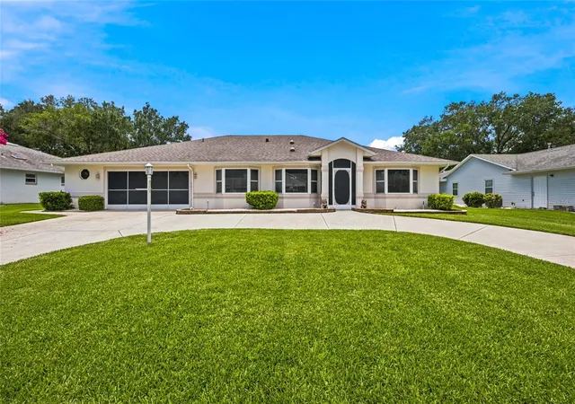 Homes for sale in Leesburg, FL | 27202 Racquet Cir, Leesburg, FL 34748 | MLS# G5114592