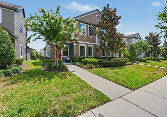 Homes for sale in Lithia, FL | 5724 Circa Fishhawk Blvd, Lithia, FL 33547 | MLS# TB8525501