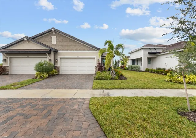 Photo 2 of Single family home for sale at 11283 Boundless Ter, Venice, FL 34293 | MLS# N6144914 | Listing updated on 2026-10-06
