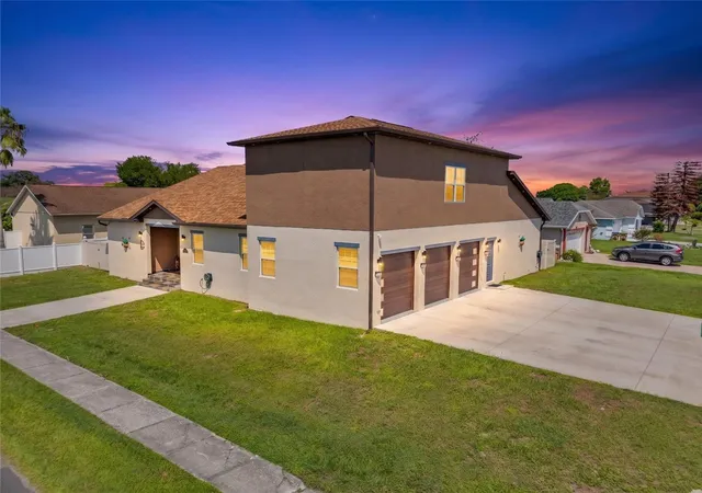 2nd image of 501 Royal Palm Dr, Kissimmee, FL 34743 | MLS# S5152947