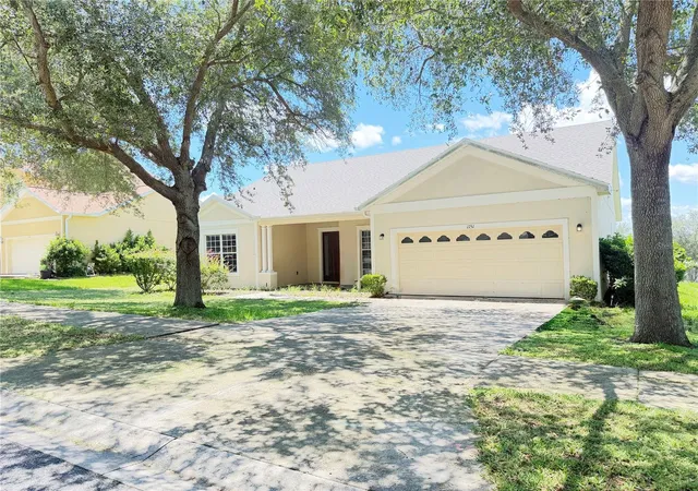 1st image of 1751 Southern Oak Loop, Minneola, FL 34715 | MLS# O6421970