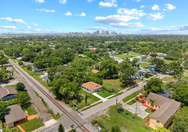 Photo 23 of Single family home for sale at 2915 Chipco St, Tampa, FL 33605 | MLS# TB8525522 | Listing updated on 2026-08-01