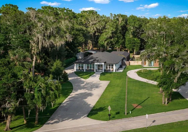 1st image of 590 Lake Winnemissett Dr, Deland, FL 32724 | MLS# V4950010