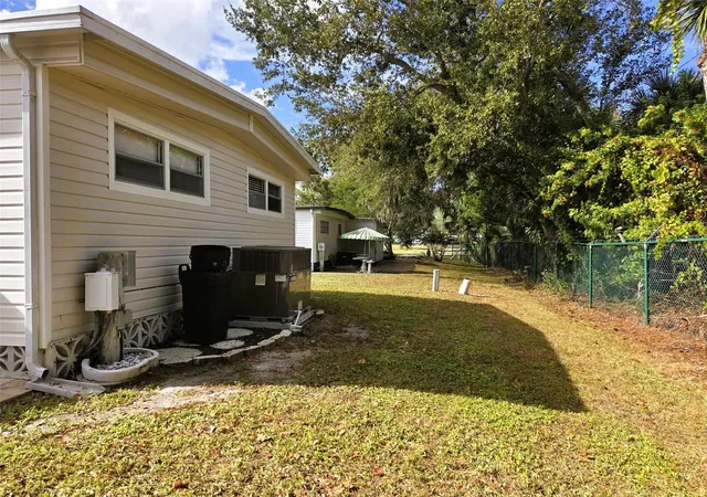 Photo 3 of Manufactured home for sale at 3383 Oakwood Blvd N, Sarasota, FL 34237 | MLS# A4698882 | Listing updated on 2026-09-04