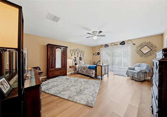 Homes for sale in Tampa, FL | 15512 Woodfair Pl, Tampa, FL 33613 | MLS# TB8525530