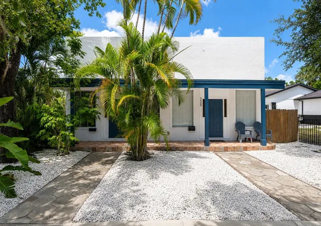 Photo 1 of Multi family home for sale at 3651 Haines Rd N, St Petersburg, FL 33704 | MLS# TB8525531 | Listing updated on 2026-08-29