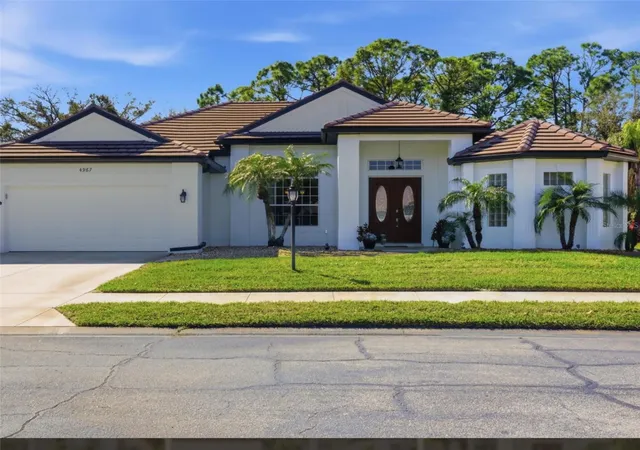 1st image of 4967 Wild Daisy Ln, Venice, FL 34293 | MLS# O6421992