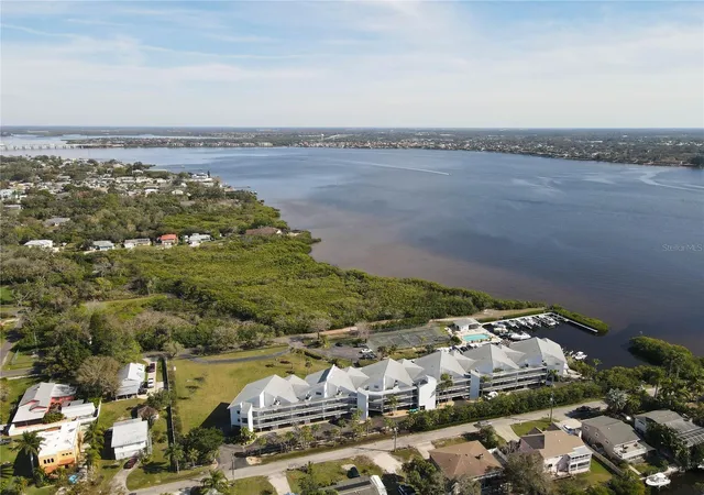 Photo 4 of Condo for sale at 515 Leffingwell Ave #116, Ellenton, FL 34222 | MLS# P4939224 | Listing updated on 2026-09-02