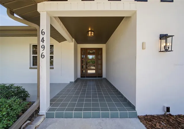 Photo 2 of Sale Pending at 6496 Fairway View Blvd S, Saint Petersburg, FL 33707 | MLS# TB8525548 | Listing updated on 2026-09-04