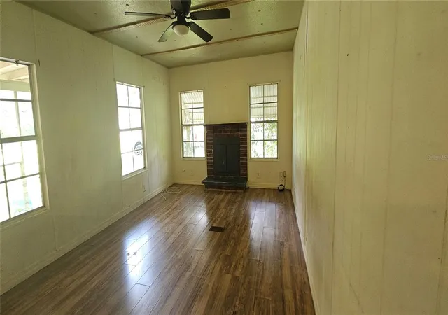 Homes for sale in Interlachen, FL | 107 Apache Ave, Interlachen, FL 32148 | MLS# OM727842
