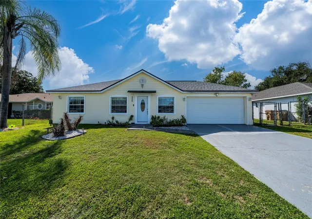 Homes for sale in Kissimmee, FL | 256 Cranbrook Dr, Kissimmee, FL 34758 | MLS# S5152953