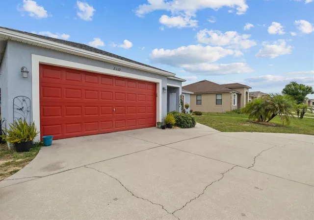 Homes for sale in Lake Wales, FL | 2559 Sunset Cir, Lake Wales, FL 33898 | MLS# O6422004