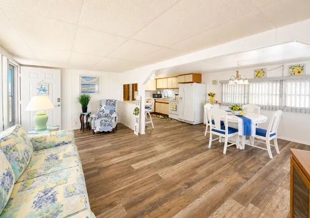 Photo 4 of Manufactured home for sale at 1912 Iowa Ave, Bradenton, FL 34207 | MLS# A4698894 | Listing updated on 2026-10-09