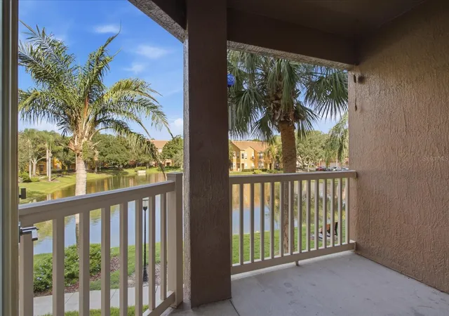 Homes for sale in Orlando, FL | 8849 Villa View Circle, Orlando, FL 32821 | Houzeo