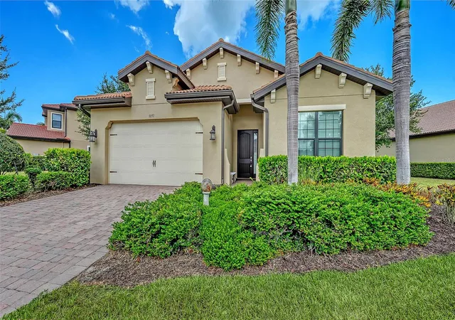 Homes for sale in Nokomis, FL | 1051 Bradberry Dr, Nokomis, FL 34275 | MLS# A4698897