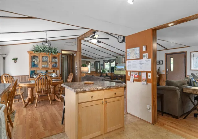 Photo 3 of Manufactured home for sale at 7510 W Otter St, Homosassa, FL 34446 | MLS# OM727855 | Listing updated on 2026-09-21