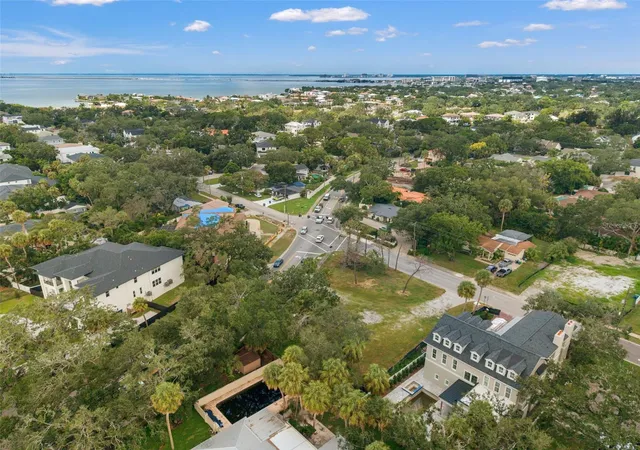 Homes for sale in Tampa, FL | 2502 S West Shore Blvd, Tampa, FL 33629 | MLS# TB8525585