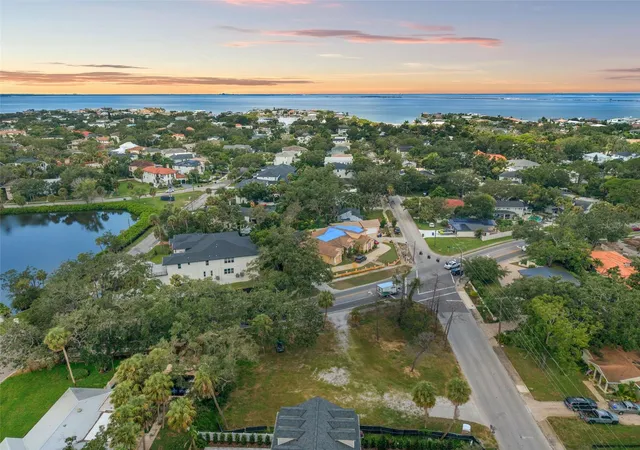 Homes for sale in Tampa, FL | 2502 S West Shore Blvd, Tampa, FL 33629 | MLS# TB8525585