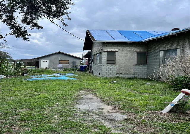 3rd image of 802 Scenic Hwy N, Lake Hamilton, FL 33851 | MLS# O6422028