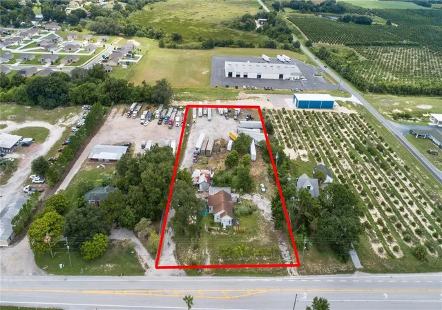 5th image of 802 Scenic Hwy N, Lake Hamilton, FL 33851 | MLS# O6422028