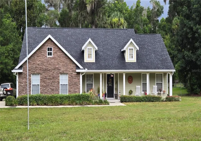 Homes for sale in Anthony, FL | 13930 Ne 41st Ter, Anthony, FL 32617 | MLS# OM727859