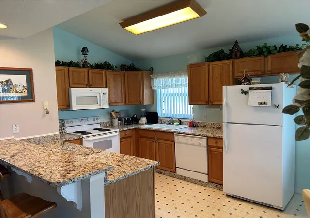 3rd image of 1030 Challenger Ave, Davenport, FL 33897 | MLS# O6422031