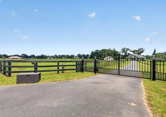 43rd image of 2556 Ne 120th St, Anthony, FL 32617 | MLS# TB8525603