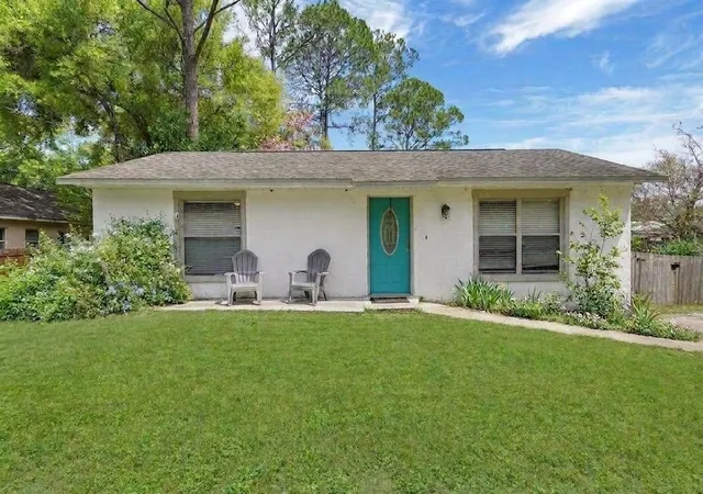 Photo 1 of Single family home for sale at 2222 6th Avenue, Deland, FL 32724 | MLS# V4950014 | Listing updated on 2026-09-06
