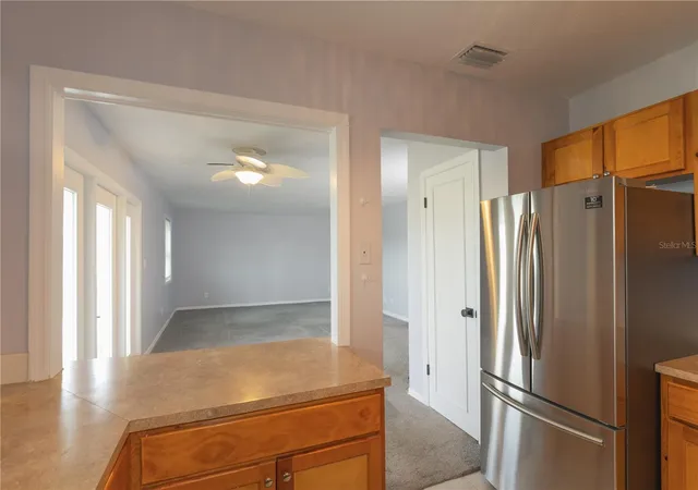 Photo 3 of Condo for sale at 123 Seahorse Dr Se #D, Saint Petersburg, FL 33705 | MLS# TB8525607 | Listing updated on 2026-09-02
