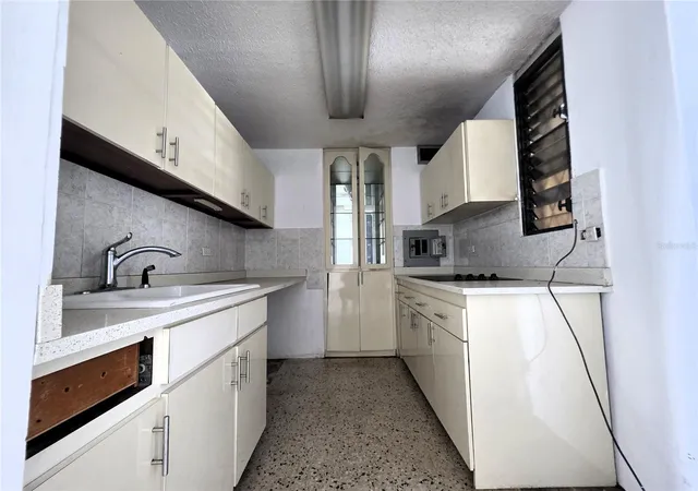 Homes for sale in San Juan, PR | Cond Park Ln Santurce #802, San Juan, PR 00907 | MLS# PR9122521